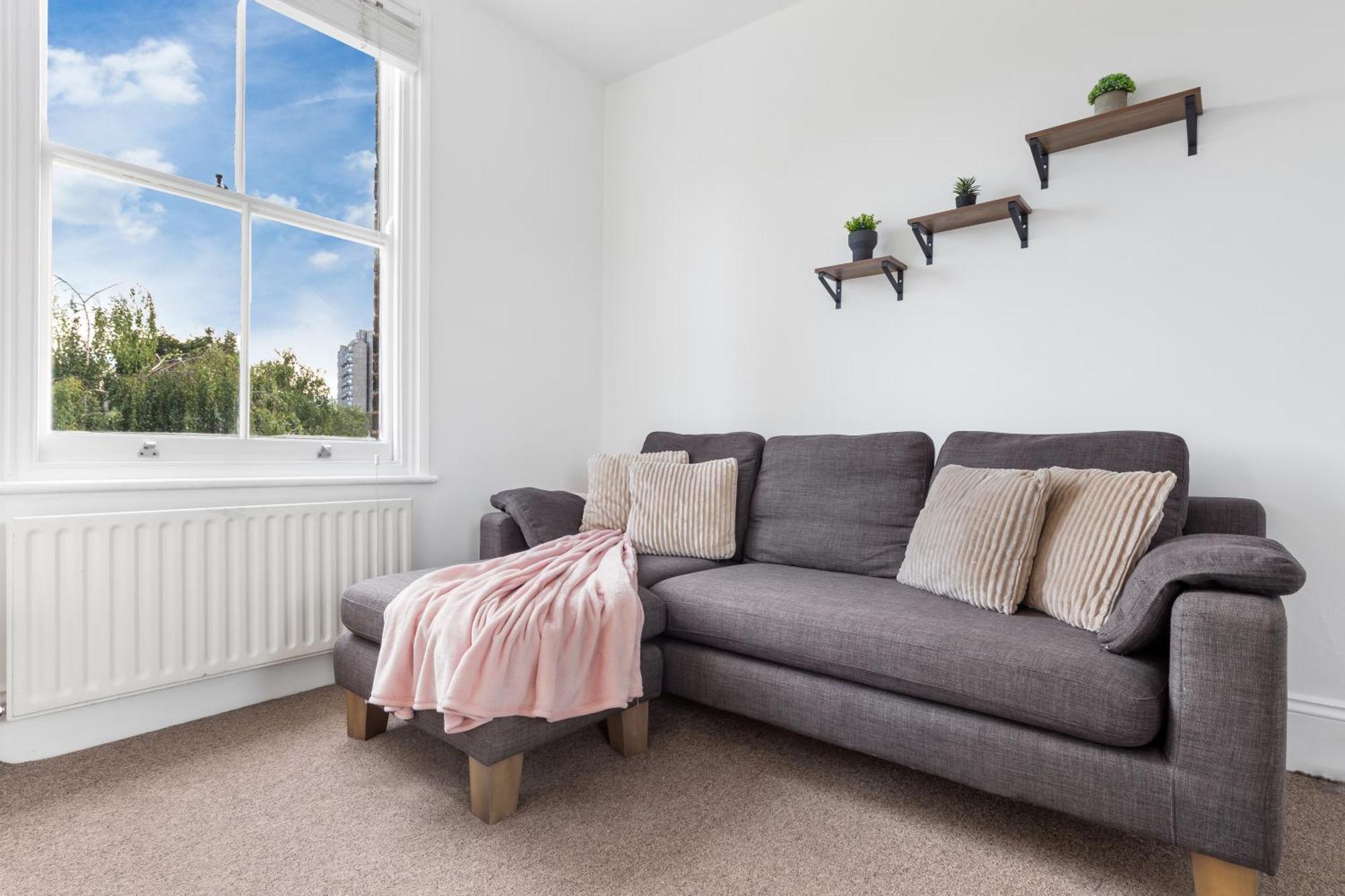 Luxury 4 Bedroom Flat With Stunning Shard View From Terrace In Central London! Next To Station, Sleeps 9 Dış mekan fotoğraf