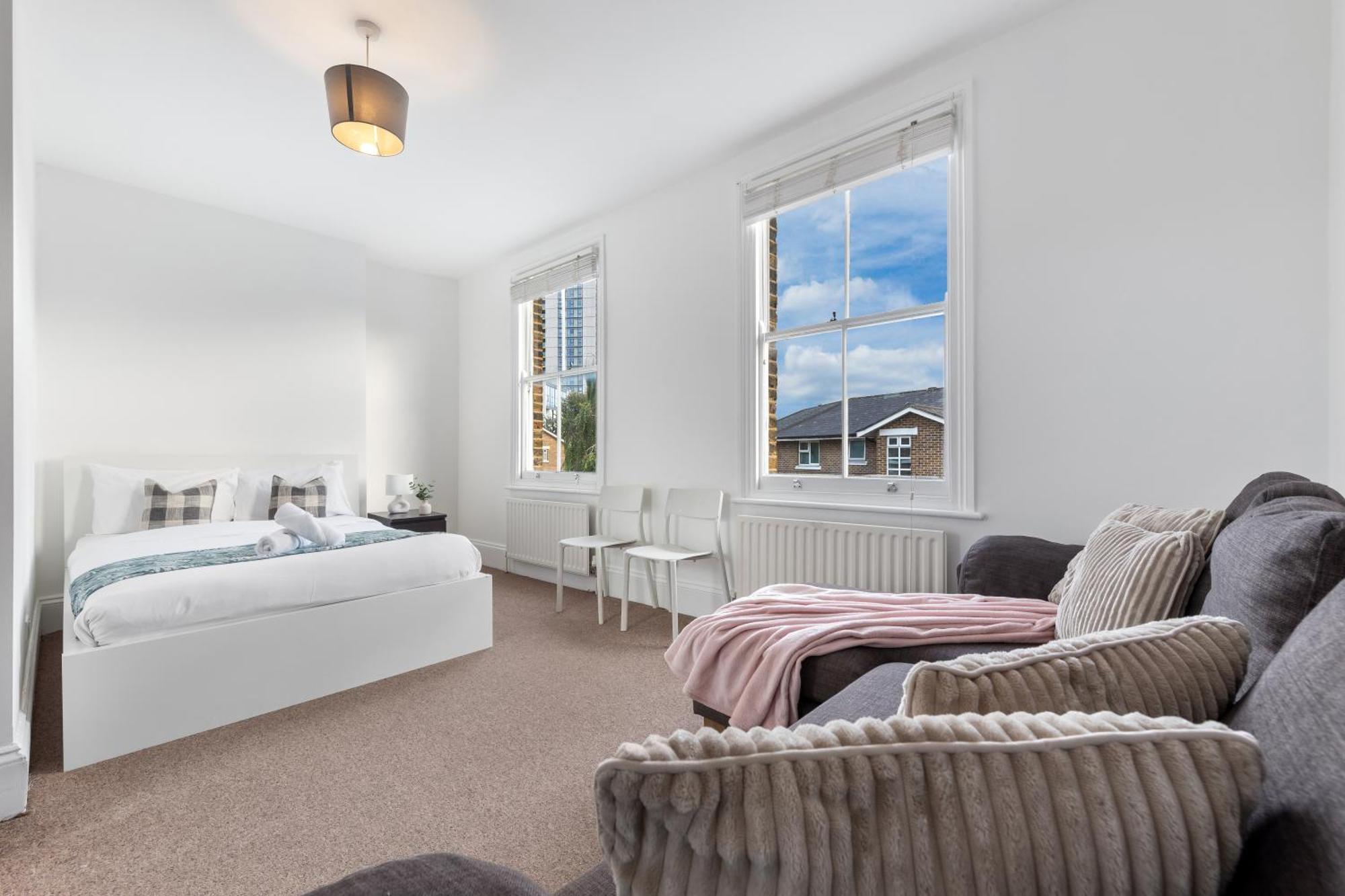 Luxury 4 Bedroom Flat With Stunning Shard View From Terrace In Central London! Next To Station, Sleeps 9 Dış mekan fotoğraf