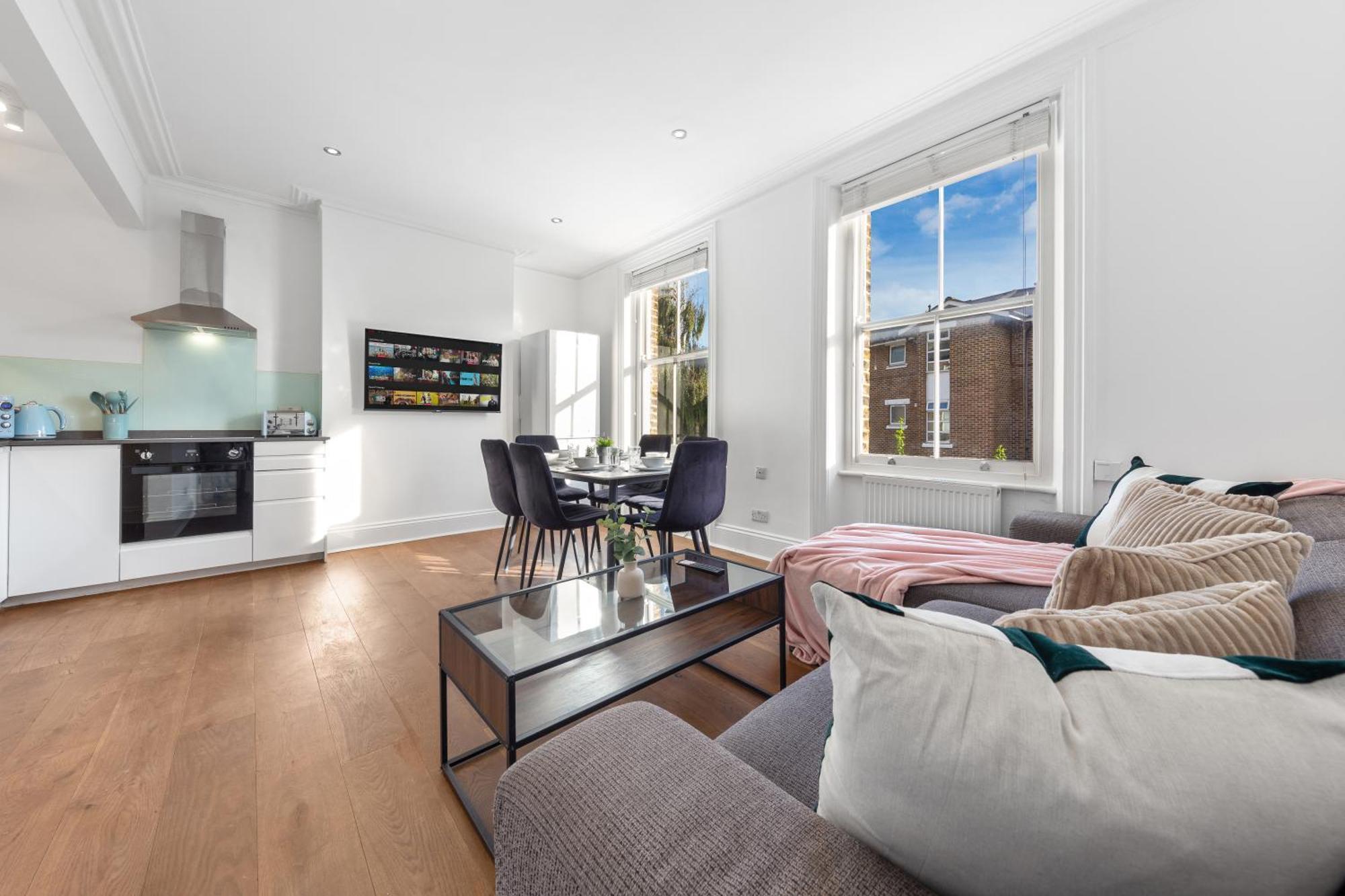 Luxury 4 Bedroom Flat With Stunning Shard View From Terrace In Central London! Next To Station, Sleeps 9 Dış mekan fotoğraf