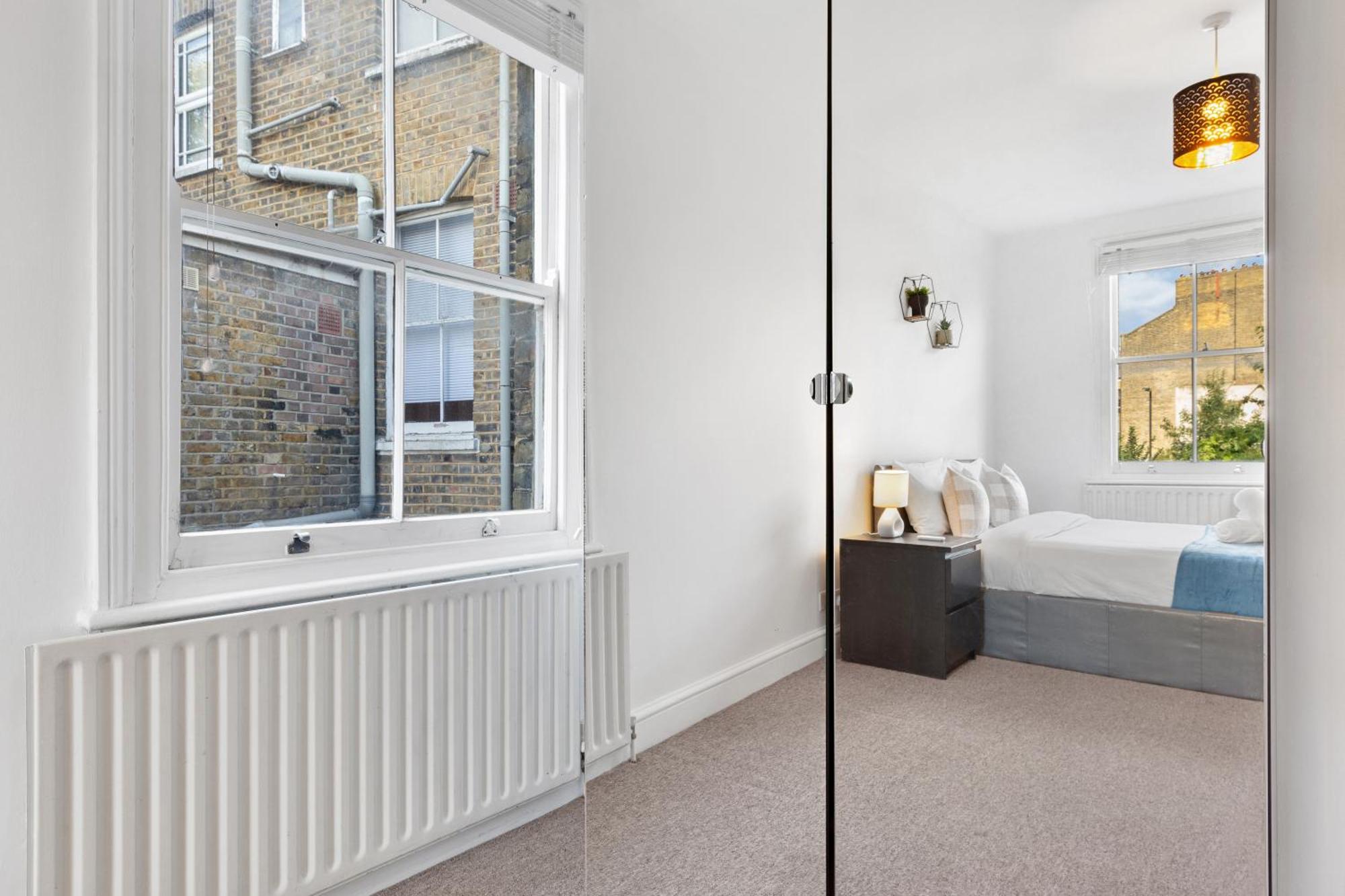Luxury 4 Bedroom Flat With Stunning Shard View From Terrace In Central London! Next To Station, Sleeps 9 Dış mekan fotoğraf